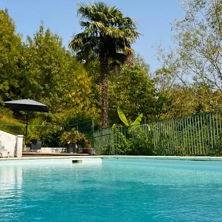 Σπίτι διακοπών 8 Personnes Dans Un Ecrin De Verdure Avec Vue Agnac