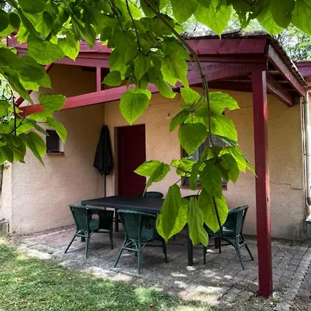 펜션 8 Personnes Avec Piscine