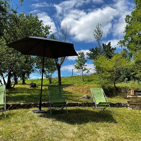 8 Personnes Avec Piscine 펜션 Agnac